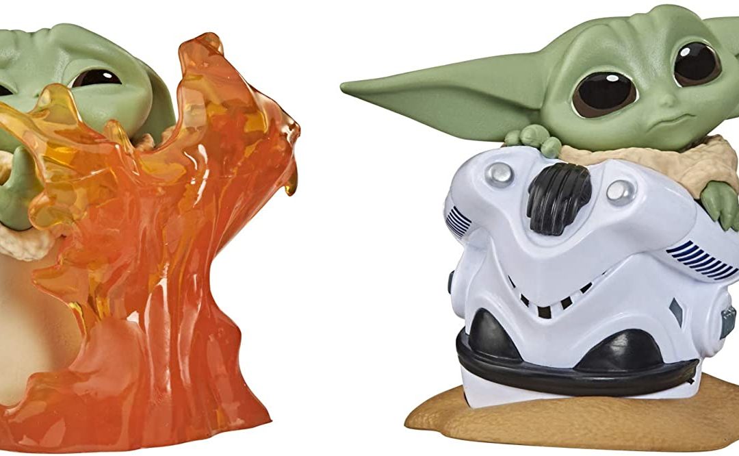 Star Wars The Bounty Collection Series 2 The Child Collectible Toys 2.2-Inch Helmet Hiding Pose, Stopping Fire Pose Figure 2-Pack
